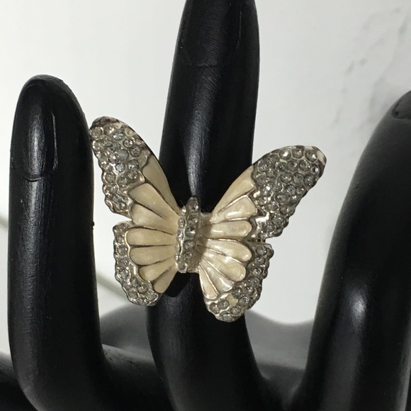 Vintage Rhinestone Butterfly 🦋 Ring - Picture 1 of 8